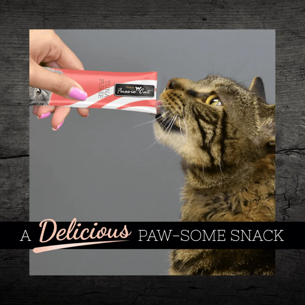 Fussie Cat Chicken with Beef Puree Lickable Cat Treats 4 Pk